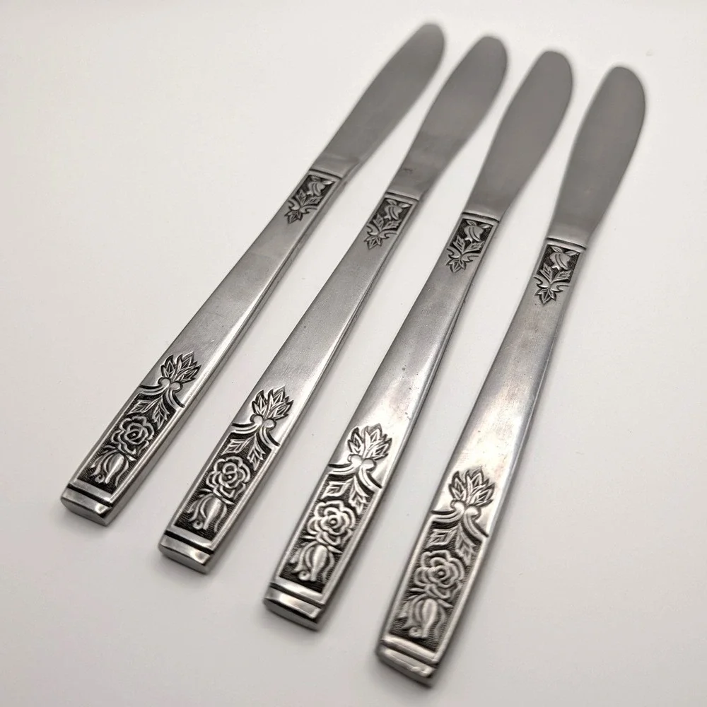 Imperial International Young Rose Stainless Dinner Knives Set of 4 Korea 8.25